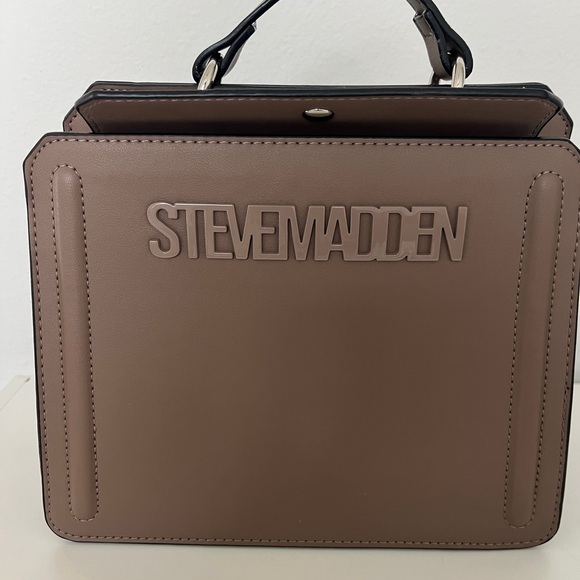 Steve Madden Handbags - Steve Madden Brown Bag